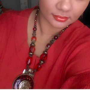 ♥️🖤Beautiful and unique beaded necklace🖤♥️